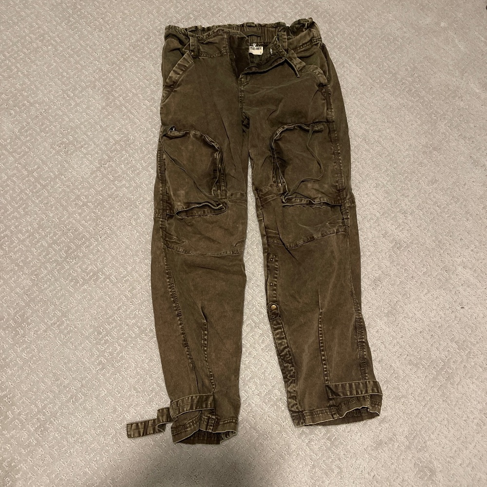 Cargo pants